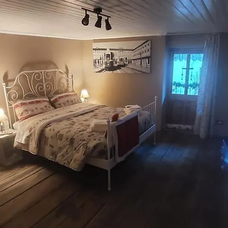 Casa - Ele *